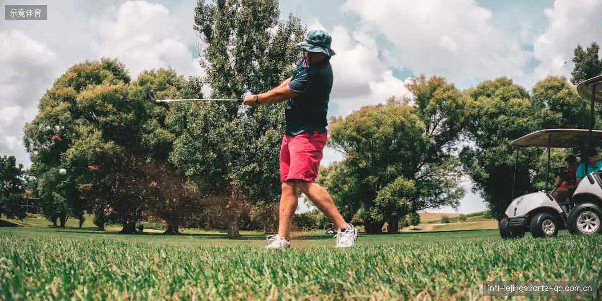 专业周边，品质之选！🎾